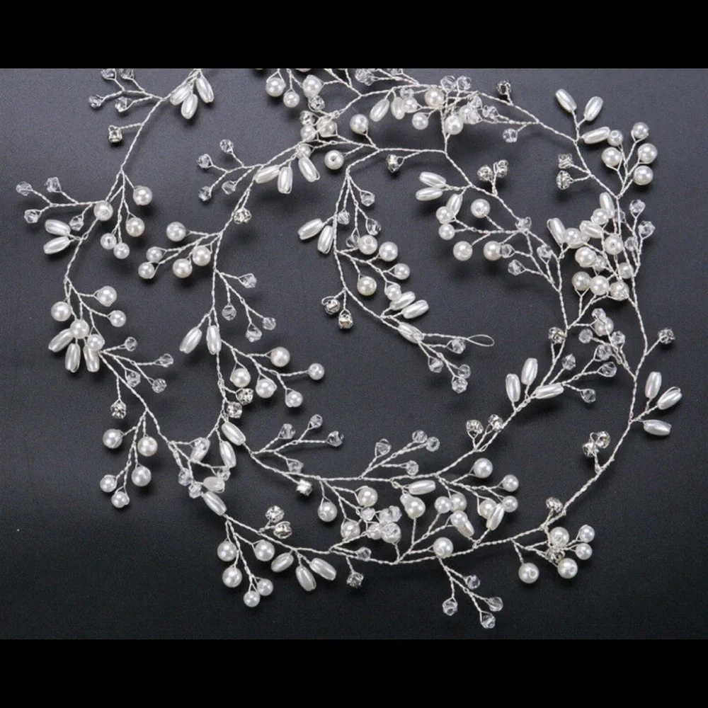 Stunning Pearl, Crystal & Gold Wire Hair Garland